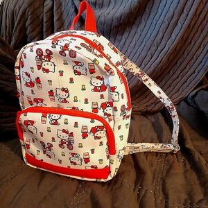 Hello Kitty Backpack (small)